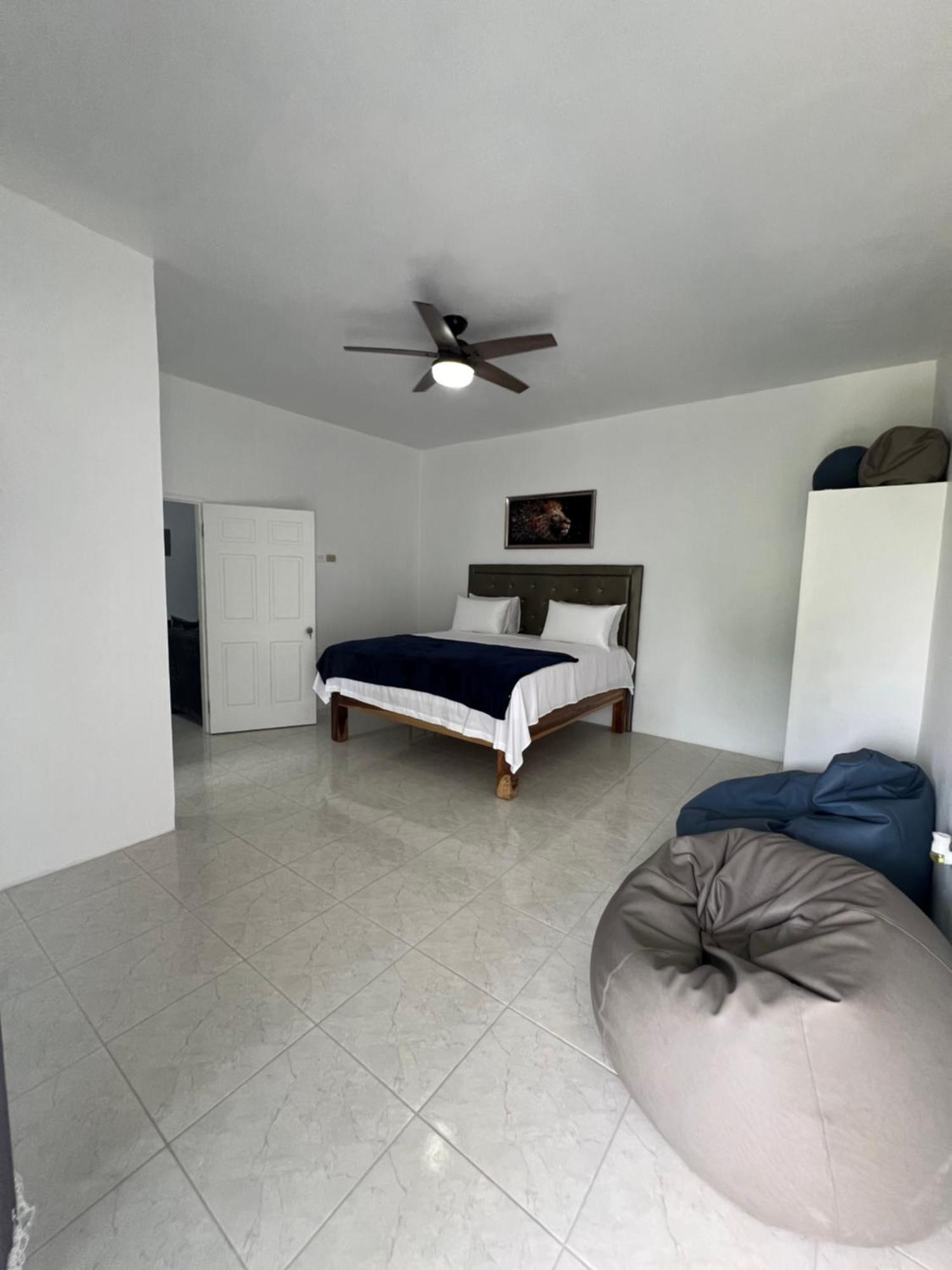 Luxury Apartments At Case De Coco, Ocho Rios Jamaica Esterno foto